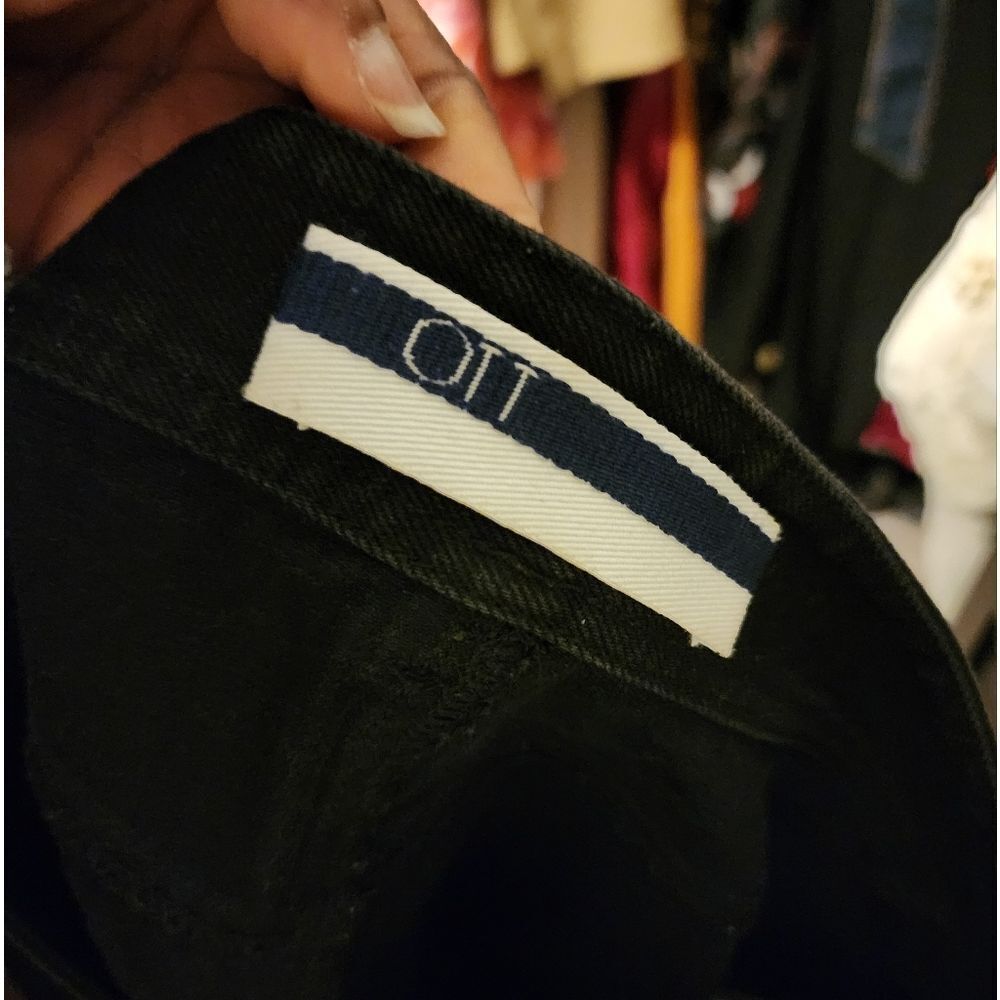 OTT - Picture 7 of 13